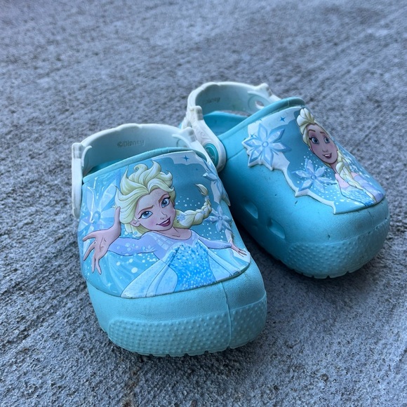 Crocs - Frozen❄️ - Picture 2 of 6